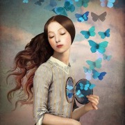Дівчина і метелики